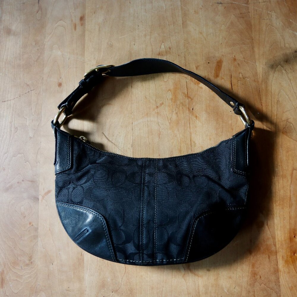Coach Hampton Signature C Hobo GUC Black VINTAGE